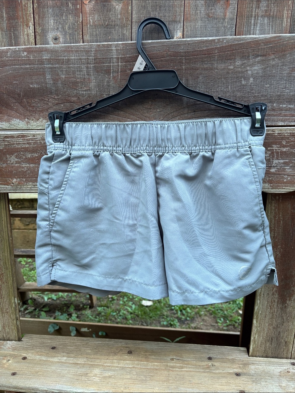 Magellan Outdoors Light Gray Women's Athletic Shorts SIZE XS